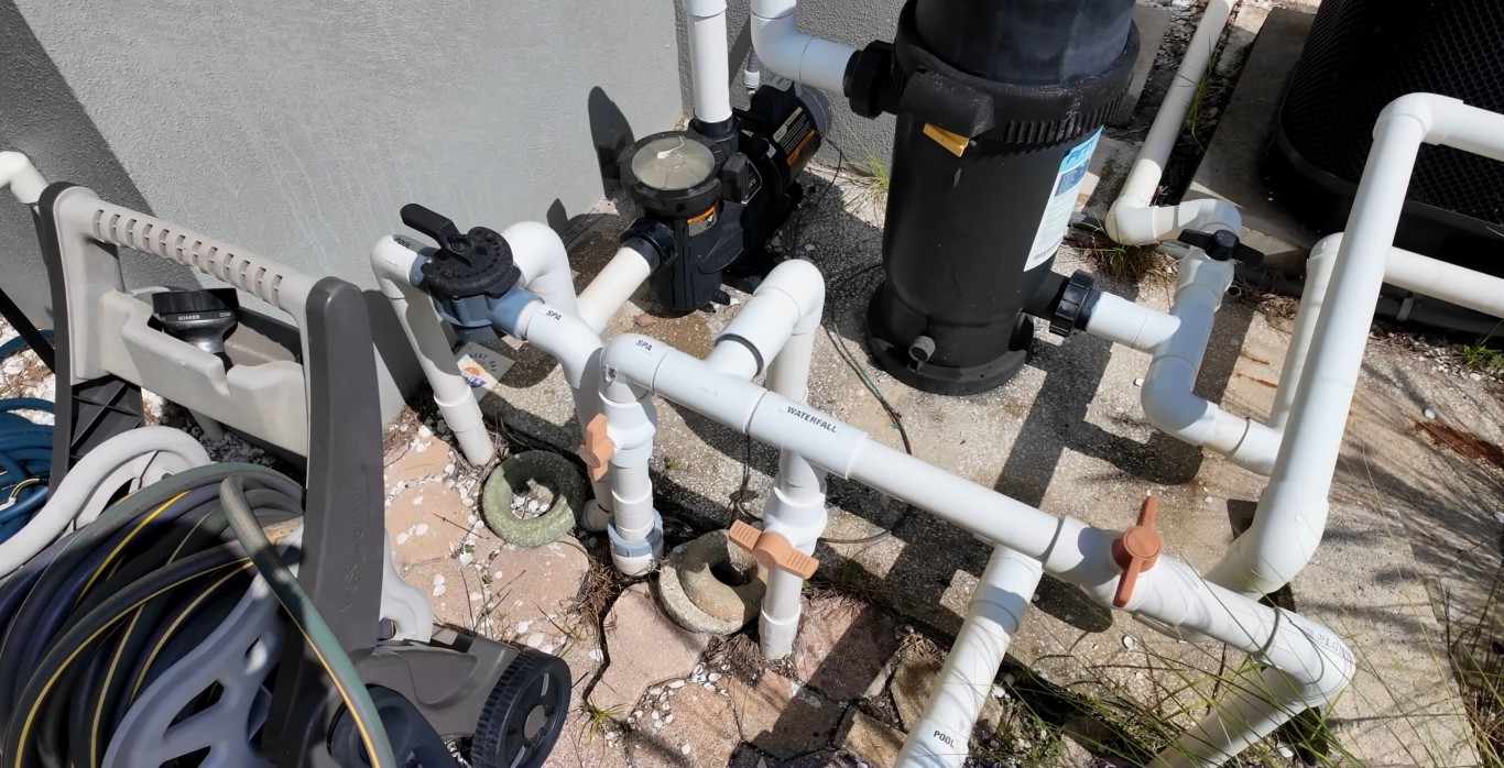 Pool Filter Cleaning & Replacement in Haltom City, TX